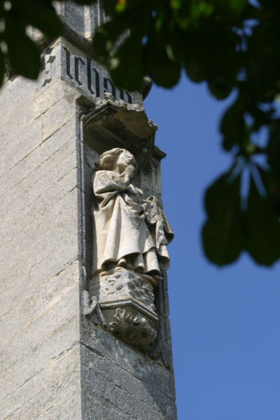 France, Haute Normandie, eure, le bec hellouin, abbaye du bec, tour, arbre,