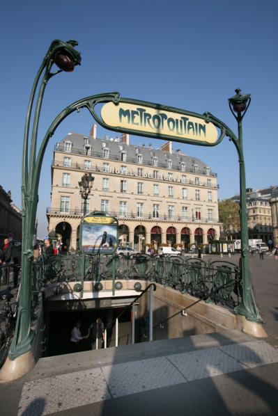Entrance of the Paris Métro