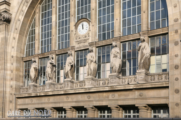 France, Paris 10e, gare du Nord, facade, staus, sncf, verriere,