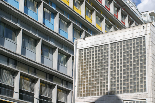 France, Paris 13e, immeuble de l'armée du salut, architecte Le corbusier, 12 rue Cantagrel