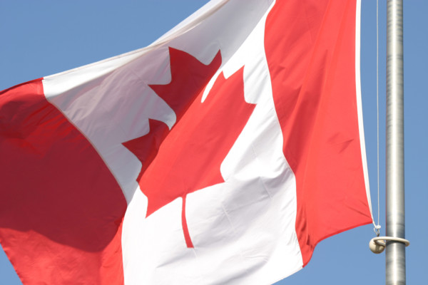 France, Normandie, drapeau canadien, memorial, seconde guerre mondiale, forces alliees, canada, feuille d'erable,