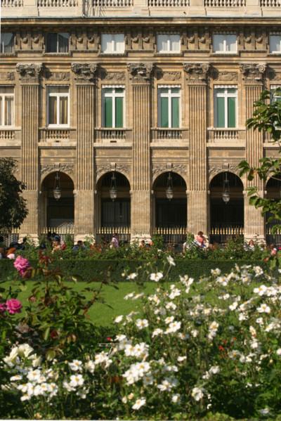 France, Paris 1e, palais royal, jardins, pavillons, immeubles de rapport,