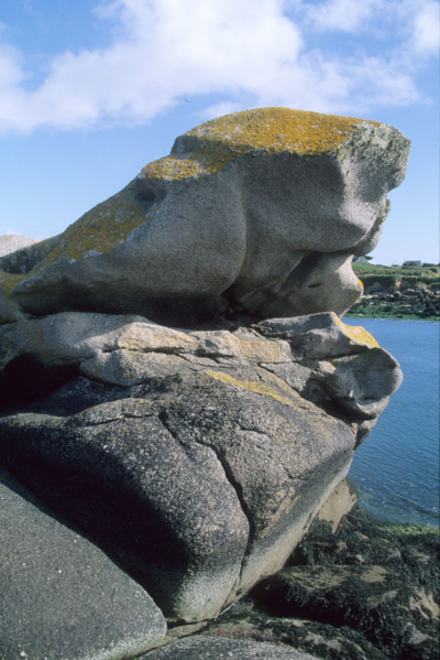 France, Bretagne, Finistere nord, cotes des abers, lanildut rocher du crapaud,
