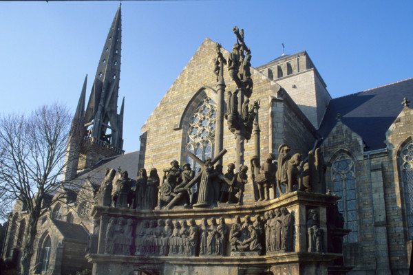 France, parish closes tour