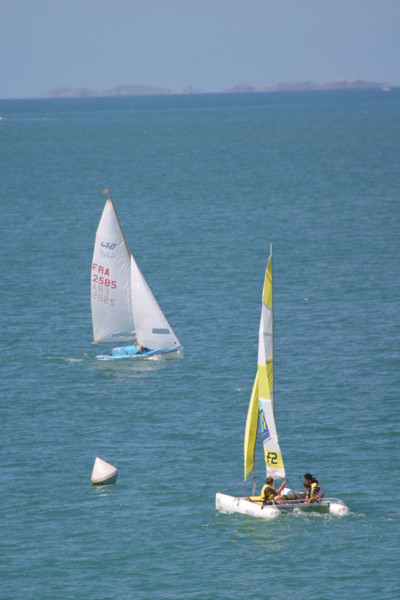 France, Basse Normandie, Manche, saint martin de brehal, plage, sable, ecole de voile, activites nautiques, optimist, enfants, mer,