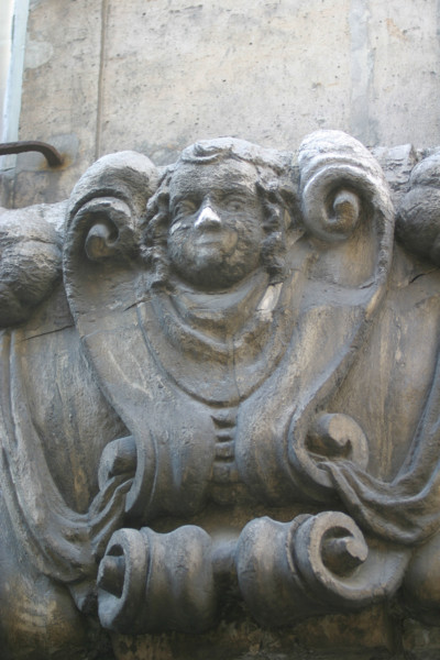 France, Haute Normandie, Seine Maritime, Rouen, rue etoupee, detail habitat, maison, sculpture, habitat traditionnel, ornement, decor, facade, sculpture, 
visage d'homme,