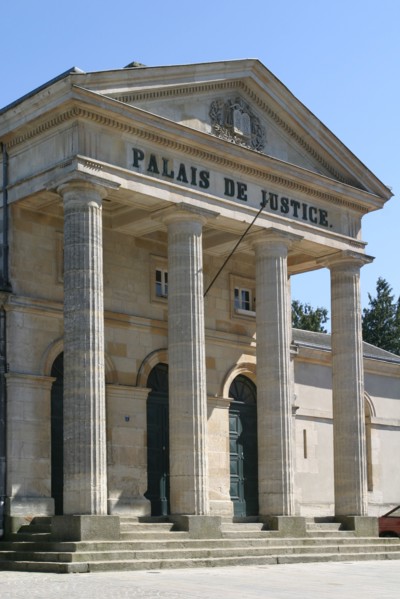 France, Basse Normandie, orne, domfront, palais de justice, institution, tribunal,