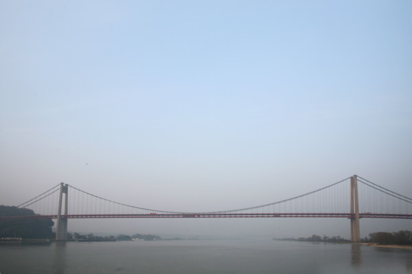 France, Haute Normandie, Seine Maritime, vallee de la Seine, pont de Tancarville, panorama, brume,