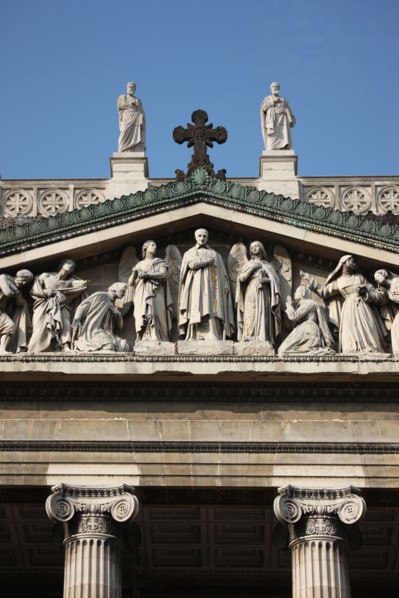 France, ile de france, paris 10e arrondissement, eglise saint vincent de paul, place franz liszt, architecte hittorff, fronton figurant saint vincent de paul, religion catholique,