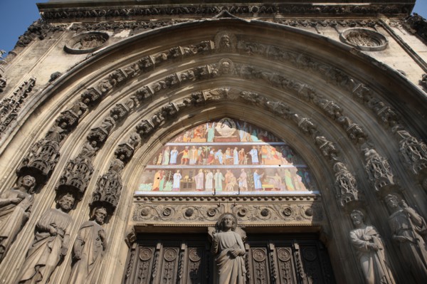 France, ile de france, paris 10e arrondissement, 68 boulevard de strasbourg, eglise saint laurent, religion catholique, detail du porche central,