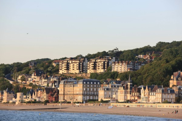 France, lighthouse, Deauville