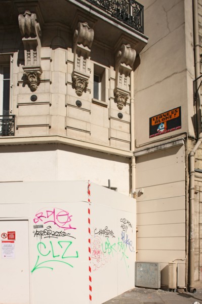 France, corner of rue du Temple and rue Rambuteau