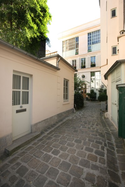 France, No11