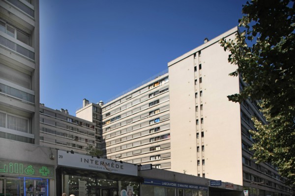 France, Ile de France, paris 15e arrondissement, 20 rue de vouille, immeubles recules,
