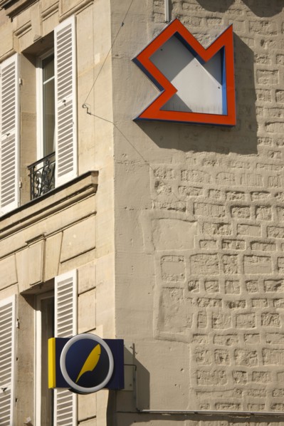 France, paris 15e arrondissement, 94 rue saint charles, fleche, signe de ville,