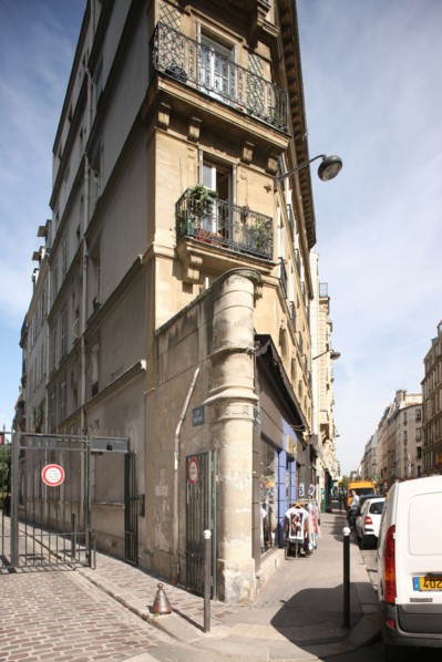 France, Ile de France, paris 17e arrondissement, 1 rue guy moquet, angle aigu, cite des fleurs,