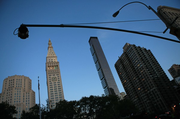 usa, etat de New York, New York City, Manhattan, Chelsea, buildings, rue, nuit, feux,