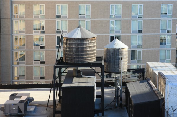 usa, etat de New York, New York City, Manhattan, Chelsea, buildings, reservoirs, depuis la terrasse de de l'hotel Four Points by Sheraton, 160W 25th, empire state,