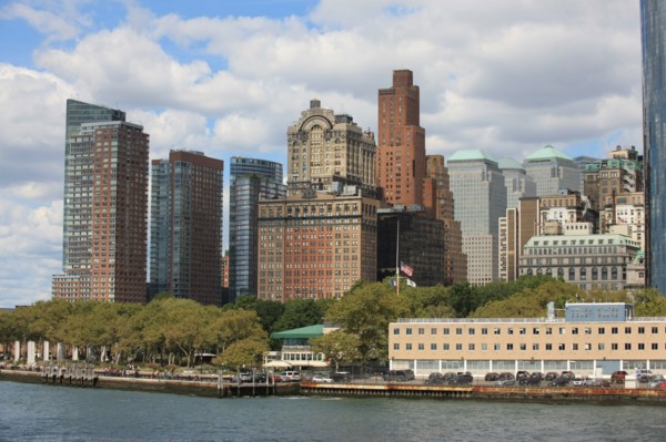 usa, etat de New York, New York City, Manhattan, financial district, pointe de Manhattan, ferry pour Staten Island, buildings, baie, bateaux, statue de la liberte, Bartholdi,