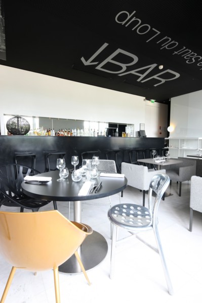 France, ile de france, paris 1er arrondissement, 107 rue de rivoli, restaurant au saut du loup, musee des arts decoratifs, gastronomie, louvre, terrasse, design, mode, 
Date : 2011-2012