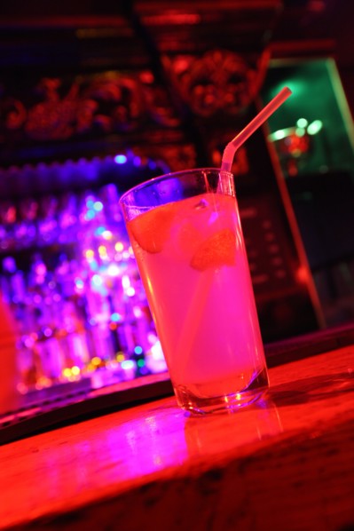France, ile de france, paris 1er arrondissement, 12 rue sainte anne, nano club, electro, bar, dance, 
Date : 2011-2012