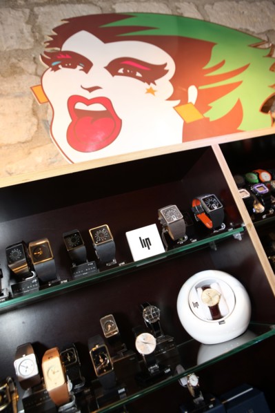 France, ile de france, paris 2e arrondissement, 4 rue tiquetonne, boutique chez maman, montres, mode, 
Date : 2011-2012
