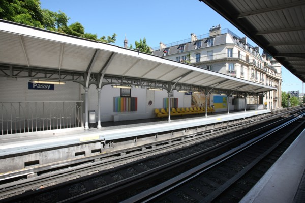 France, ile de france, paris, 16e arrondissement, station de metro passy, ligne 6, ratp, 
Date : 2011-2012