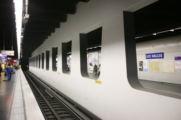 France, ile de france, paris, 1er arrondissement, metro ligne 4, station de metro les halles, ratp, 
Date : 2011-2012