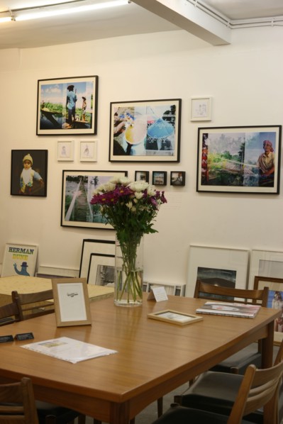 France, ile de france, paris 3e arrondissement, 20 rue dupetit thouars, librairie galerie Ofr, livres d'art, design, mode, expo, 
Date : 2011-2012