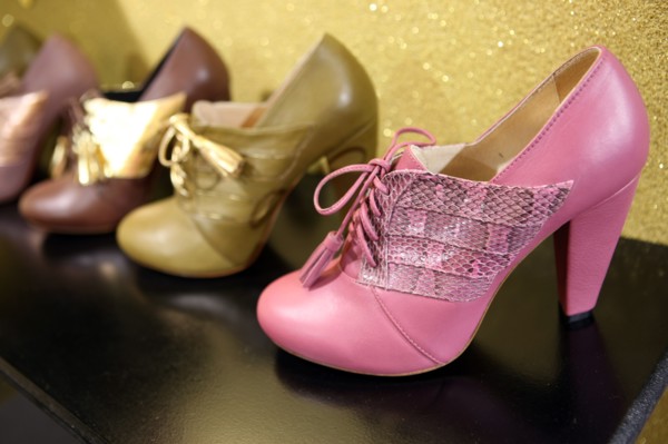France, ile de france, paris 3e arrondissement, 27 rue charlot, boutique de chaussures Pring, creatrice, 
Date : 2011-2012