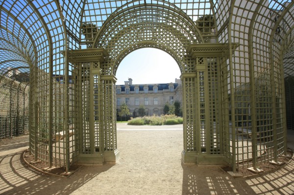 France, ile de france, paris, le marais, 3e arrondissement, jardin anne frank, derriere l'hotel de saint aignan dit aussi hotel d'avaux, musee du judaisme, 
Date : 2011-2012