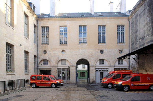France, ile de france, paris 4e arrondissement, le marais, 7 rue de sevigne, caserne des pompiers de paris, hotel bouthillier de chavigny, hotel particulier, 
Date : 2011-2012