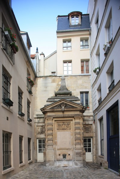 France, ile de france, paris 4e arrondissement, le marais, impasse de la poissonnerie, fontaine de jarente.
Date : 2011-2012