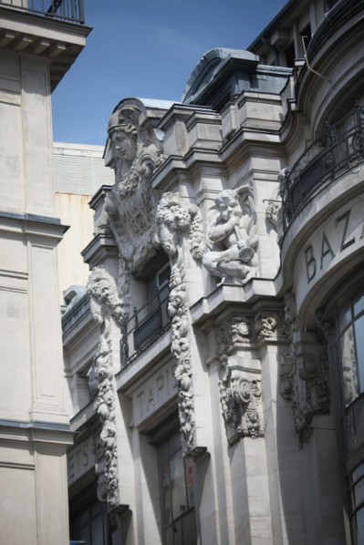 France, ile de france, paris 4e arrondissement, rue de rivoli, bhv, bazar de l'hotel de ville, dome, coupole, rotonde, facade.
Date : 2011-2012