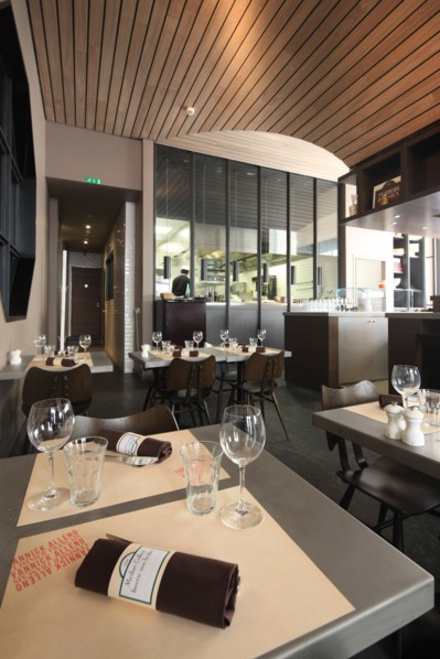 France, ile de france, paris 5e arrondissement, 20 rue saint victor, mutualite, restaurant le terroir parisien, chef yannick alleno, cuisine, gastronomie.
Date : 2011-2012
