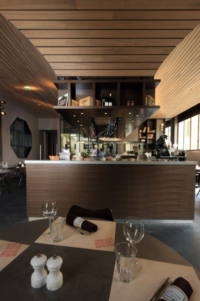 France, ile de france, paris 5e arrondissement, 20 rue saint victor, mutualite, restaurant le terroir parisien, chef yannick alleno, cuisine, gastronomie.
Date : 2011-2012