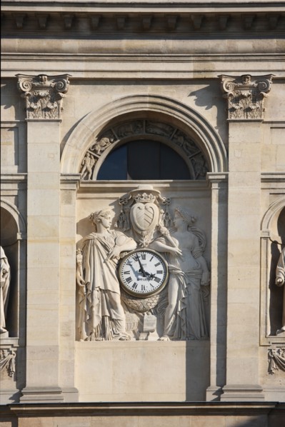 France, ile de france, paris 5e arrondissement, boulevard saint michel, universite de la sorbonne, chapelle, dome, sculptures, horloge, facade.
Date : 2011-2012
