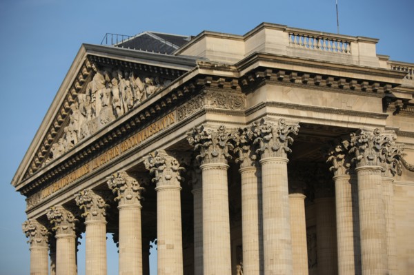 France, ile de france, paris 5e arrondissement, rue soufflot, pantheon, place des grands hommes, colonnade, fronton.
Date : 2011-2012