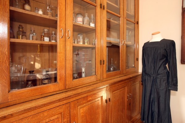 France, ile de france, paris 5e arrondissement, 11 rue pierre et marie curie, institut curie, musee pierre et marie curie, laboratoire de marie curie, science, histoire, radium, radioactivite.
Date : ...
