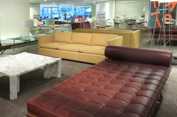 France, ile de france, paris 7e arrondissement, 268 boulevard saint germain, showroom knoll'international france, design, mobilier, decoration.
Date : 2011-2012