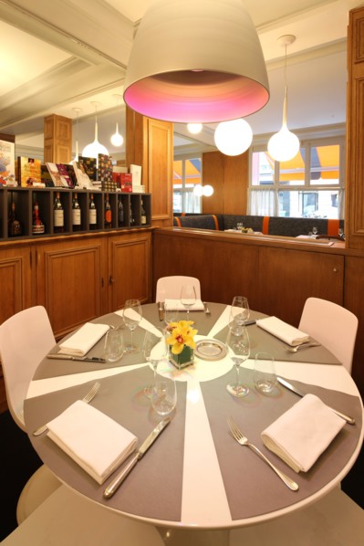 France, ile de france, paris 7e arrondissement, 9 rue de bourgogne, restaurant tante marguerite, groupe bernard loiseau, gastronomie.
Date : 2011-2012