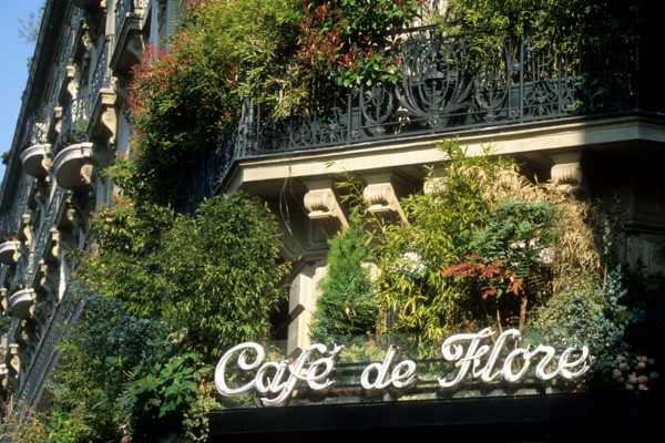 France, ile de france, paris 6e, saint germain des pres, cafe de flore, boulevard saint germain.
Date : 2011-2012
