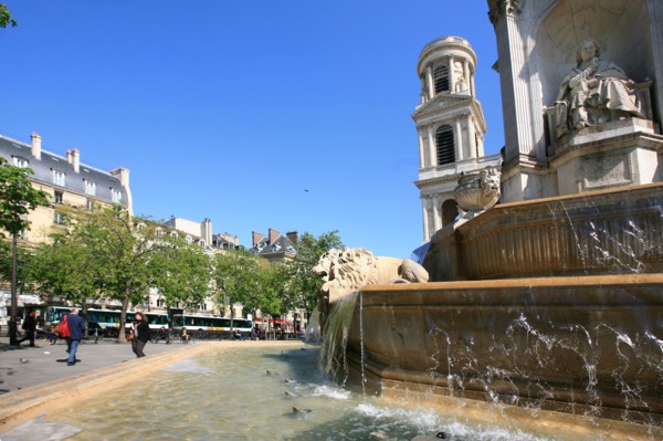 France, ile de france, paris 6e arrondissement, place saint sulpice, eglise saint sulpice, fontaine dite des point cardinaux;
Date : 2011-2012