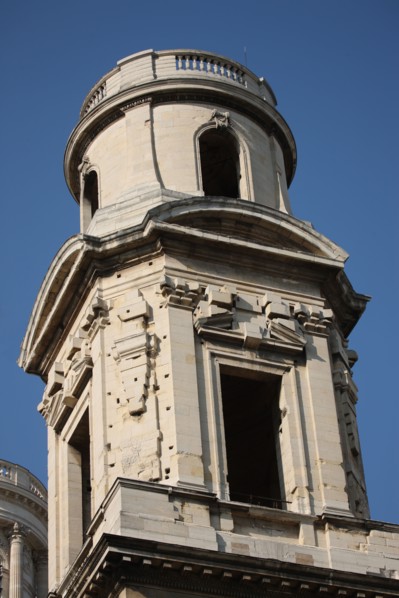 France, ile de france, paris 6e arrondissement, place saint sulpice, eglise saint sulpice, tour sud inachevee, travaux, pierre.
Date : 2011-2012