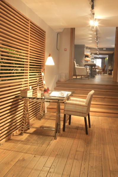 France, ile de france, paris 6e arrondissement place de furstenberg, magasin flamant, decoration, mobilier, design, ameublement.
Date : 2011-2012