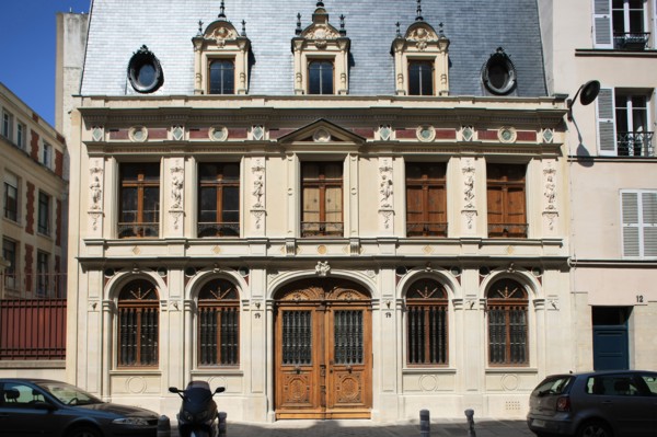 France, ile de france, paris 7e arrondissement, 14 rue vaneau, maison de 1835 neo renaissance, philibert delorme, architecture, decor, renovation.
Date : 2011-2012