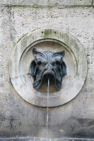 Paris 6e, fontaine de Mars, rue saint dominique
Date : 2011-2012