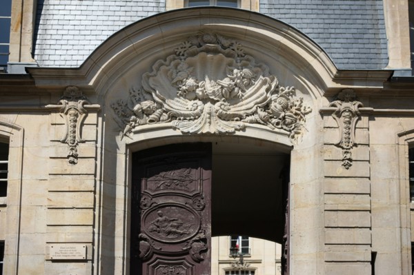 France, ile de france, paris, 7e arrondissement, 56 rue de varenne, hotel gouffier de thoix, services du premier ministre, quartier des ministeres, faubourg saint germain, louis aragon et elsa triolet...