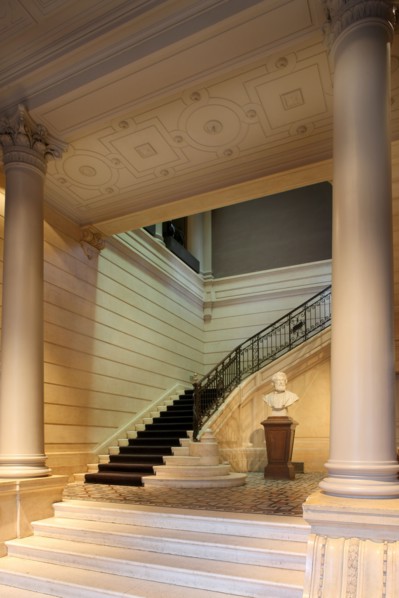 France, ile de france, paris 8e arrondissement, 7 rue velasquez, musee cernuschi, musee des arts asiatiques, mairie de paris, culture, hotel particulier, grand escalier, buste d'henri cernuschi

Date ...