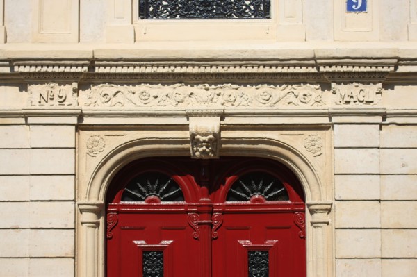 France, ile de france, paris 9e arrondissement,  9 rue henri monnier, facade d'immeuble, detail

Date : 2011-2012